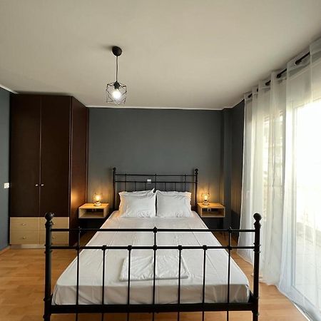 נפפקטוס Vasiliki Apartments מראה חיצוני תמונה
