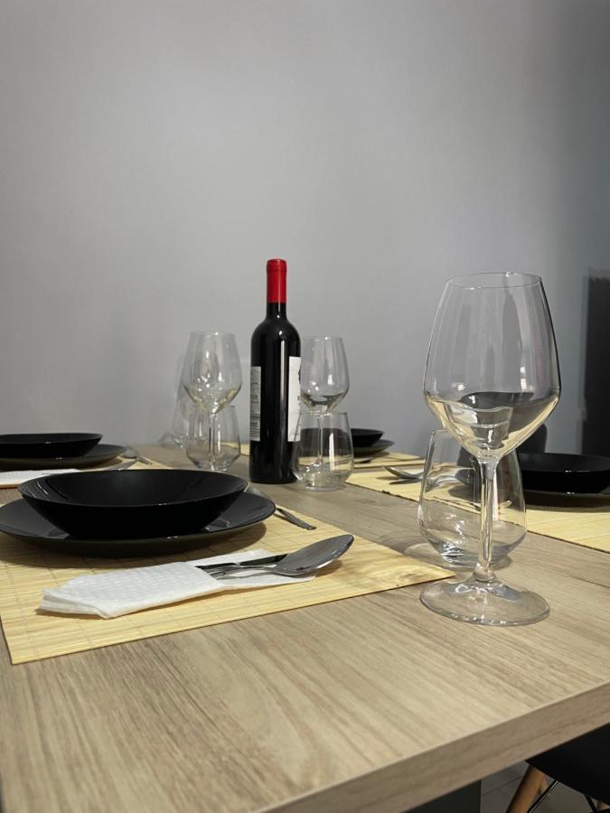 נפפקטוס Vasiliki Apartments מראה חיצוני תמונה