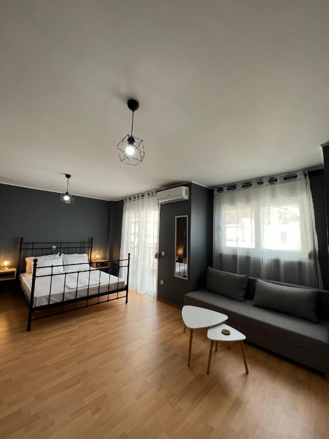 נפפקטוס Vasiliki Apartments מראה חיצוני תמונה