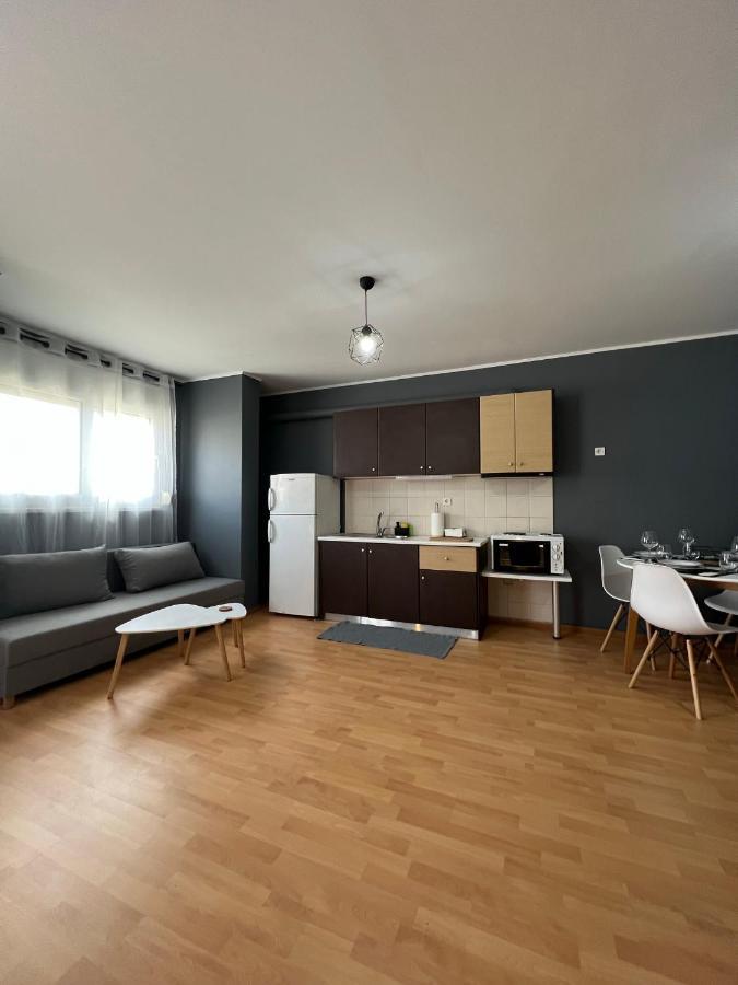 נפפקטוס Vasiliki Apartments מראה חיצוני תמונה