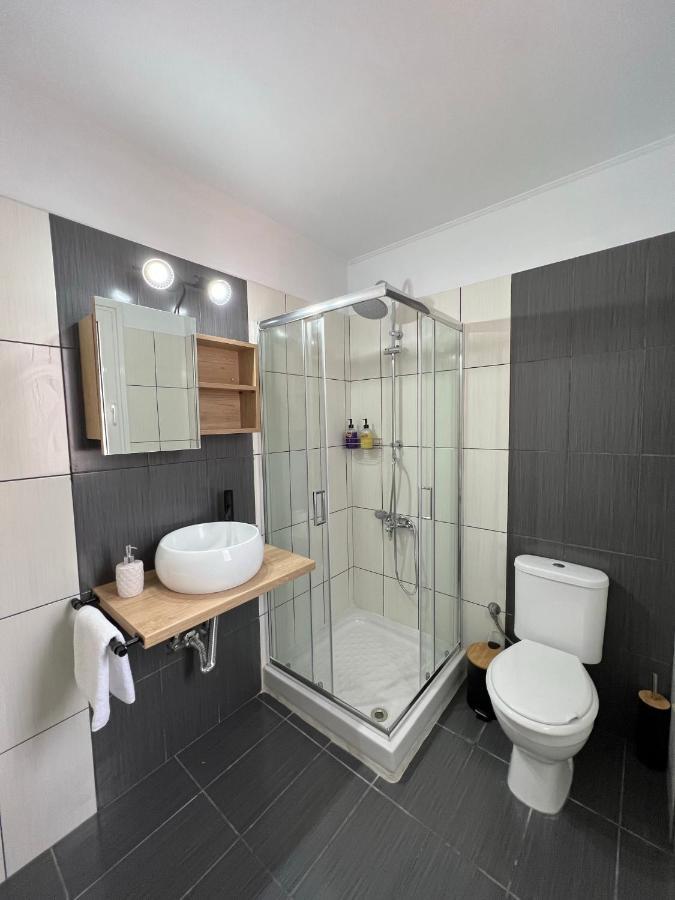 נפפקטוס Vasiliki Apartments מראה חיצוני תמונה