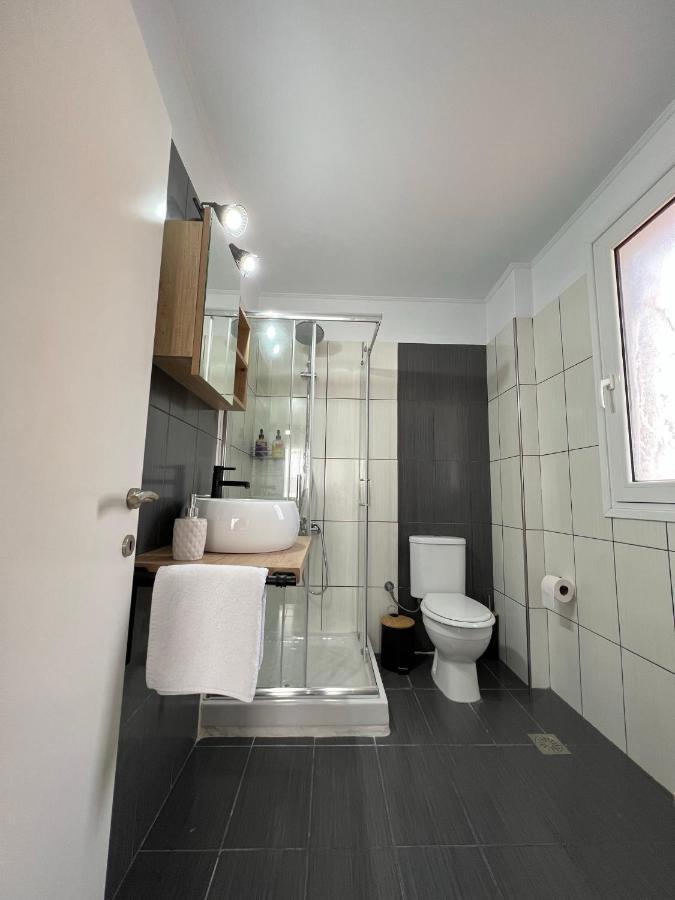 נפפקטוס Vasiliki Apartments מראה חיצוני תמונה