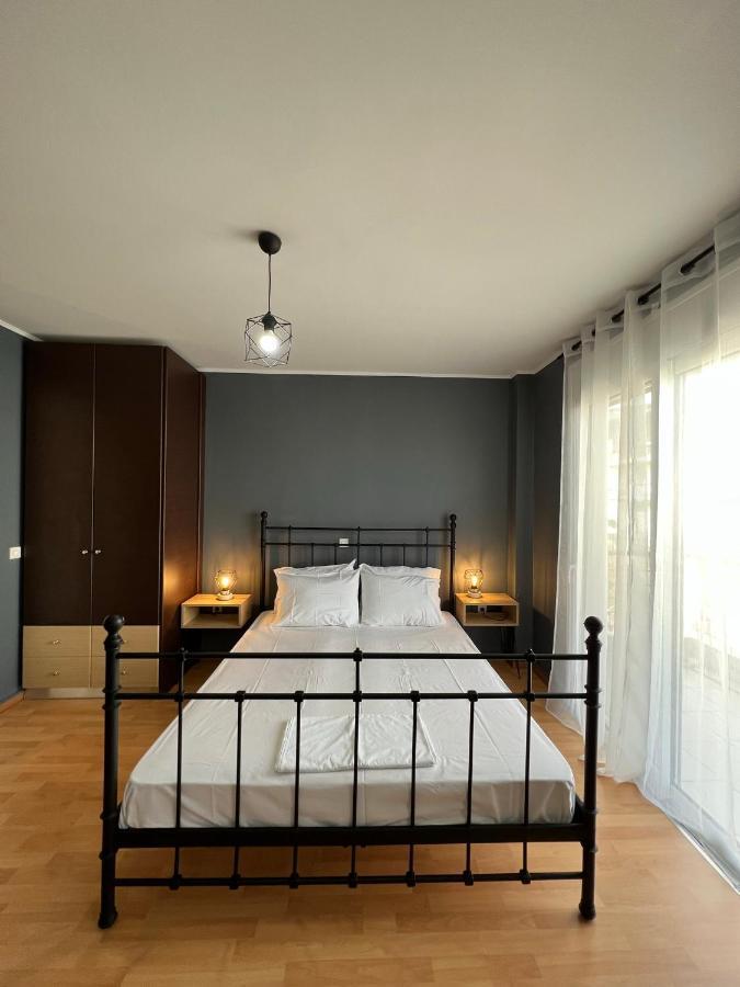נפפקטוס Vasiliki Apartments מראה חיצוני תמונה
